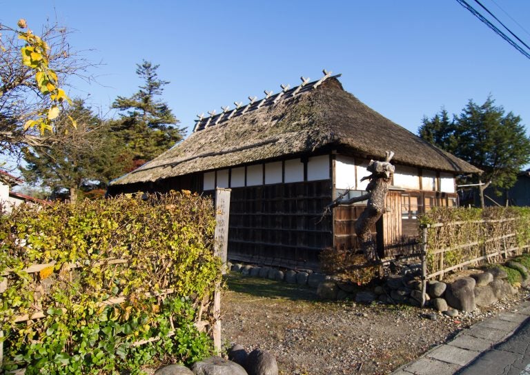 うこぎの垣根の武家屋敷群
