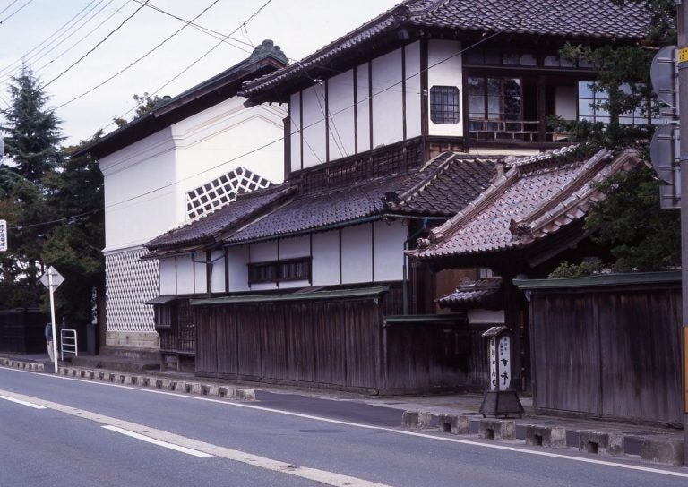 吉亭（よしてい）と城下町の風情